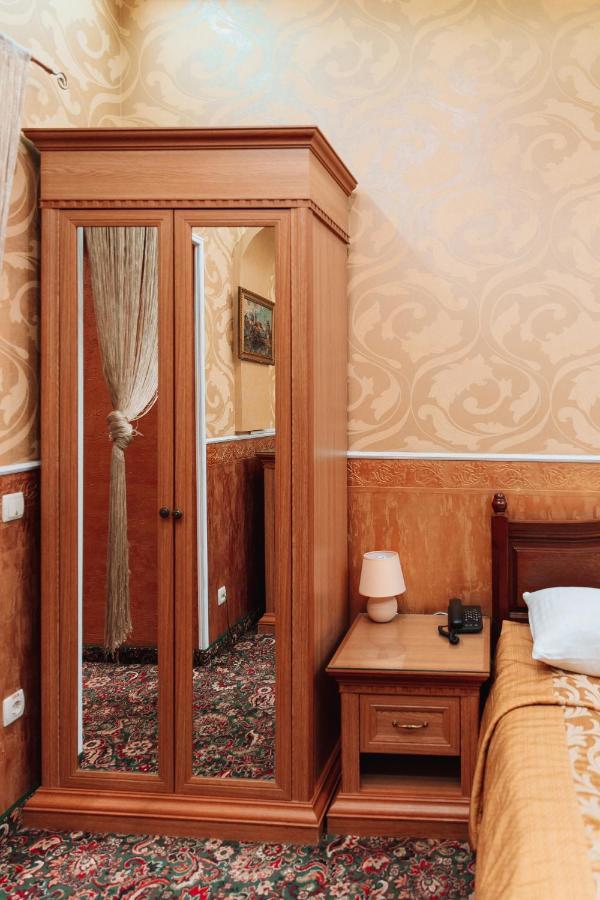 קייב Viktoriya Family Hotel Restaurant Complex מראה חיצוני תמונה