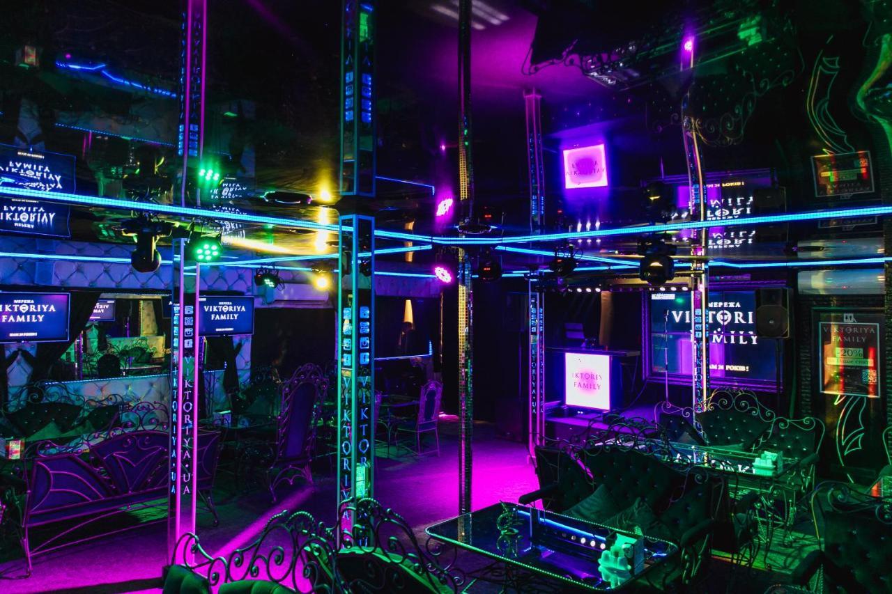 קייב Viktoriya Family Hotel Restaurant Complex מראה חיצוני תמונה