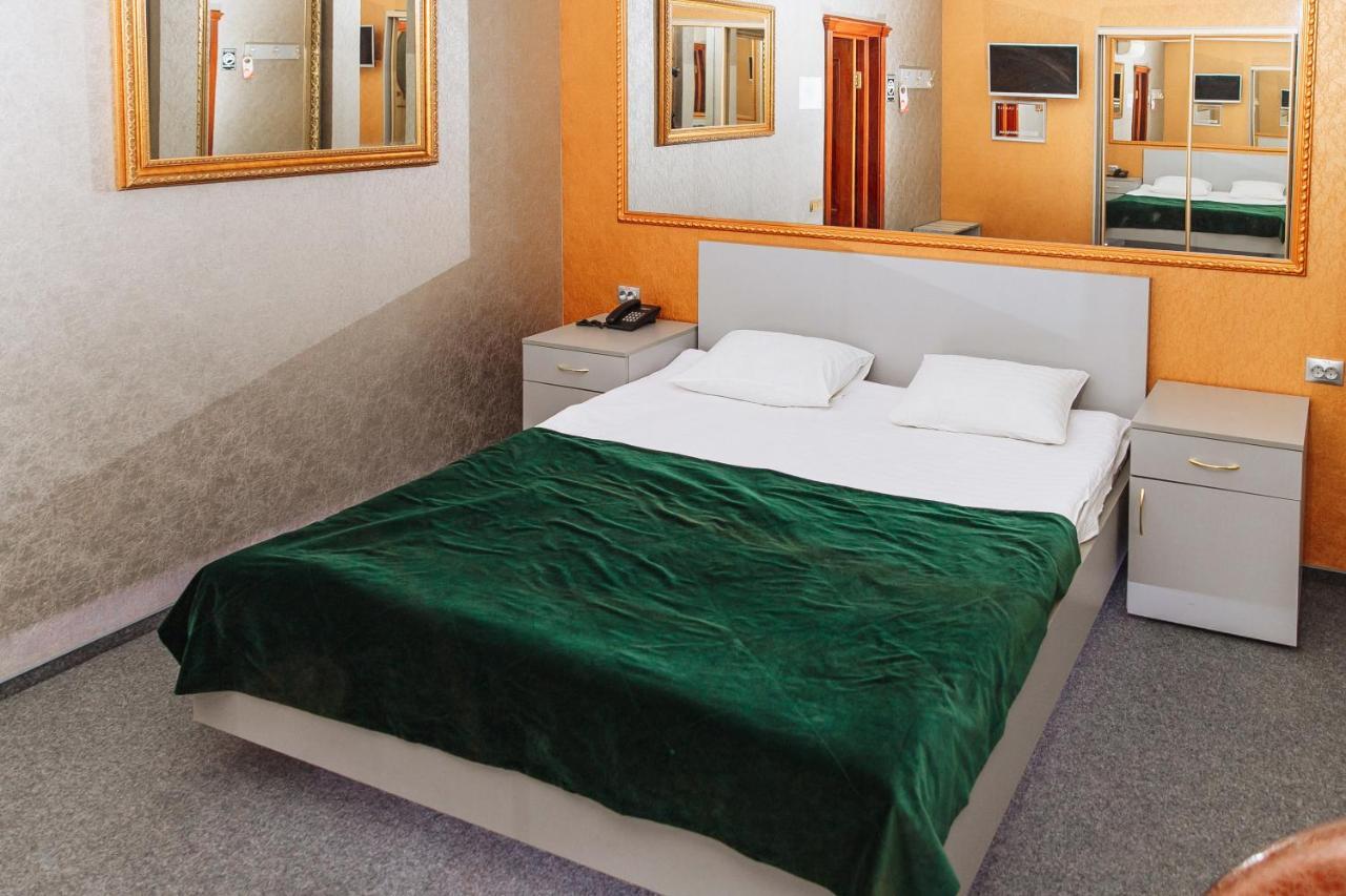 קייב Viktoriya Family Hotel Restaurant Complex מראה חיצוני תמונה